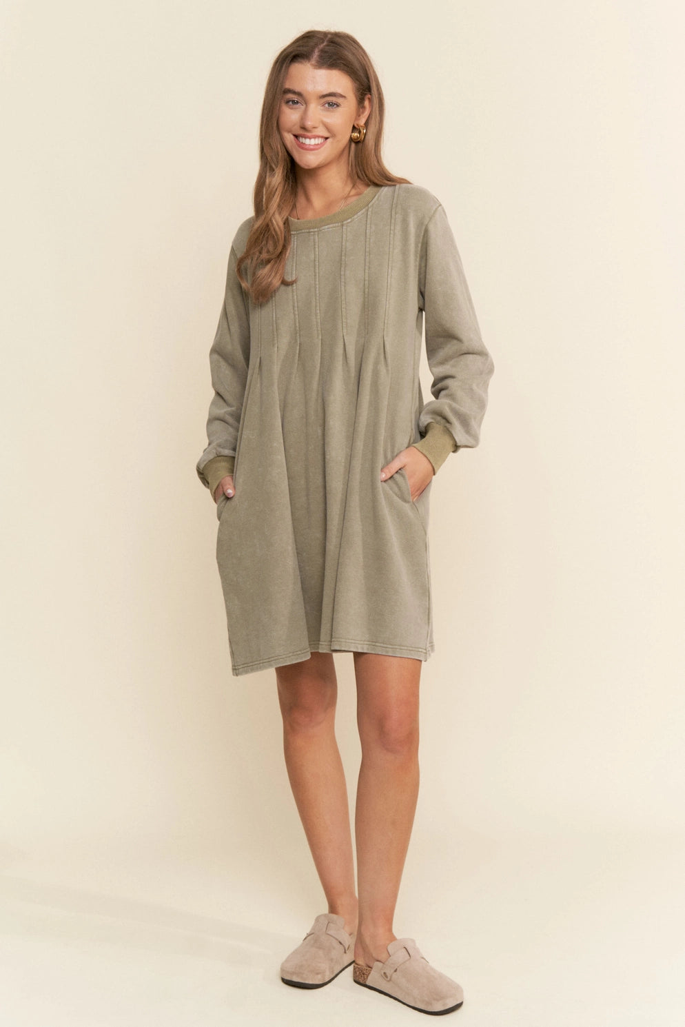 Moss Green Pleated Round Neck Long Sleeve Sweater Dress
