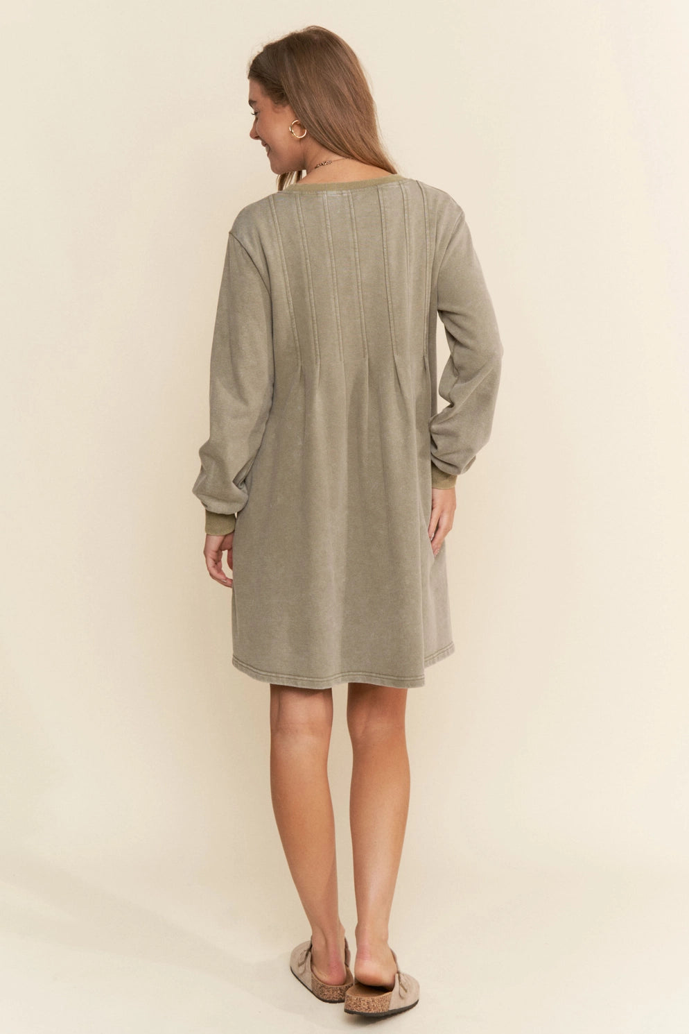 Moss Green Pleated Round Neck Long Sleeve Sweater Dress