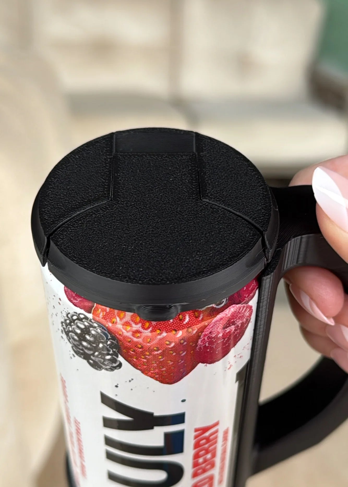 Slim Can Holder w/ Lid